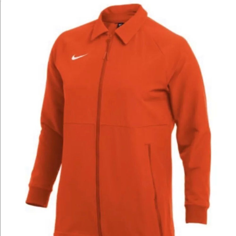 Nike Women’s MIDWEIGHT SIDELINE Jacket